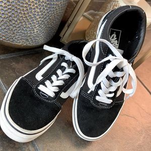 Vans suede black youth size 2